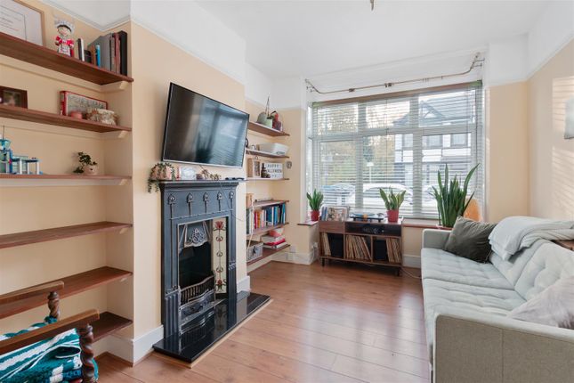 Sydney Road, Raynes Park SW20 2 bed terraced house for sale