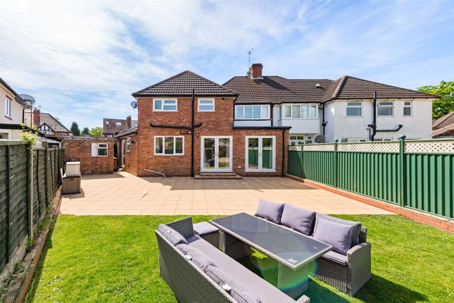 4 bedroom semi-detached house for sale