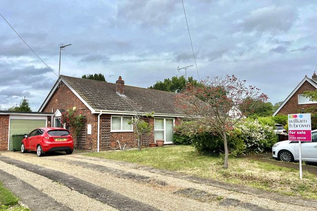 2 bedroom semi-detached bungalow for sale
