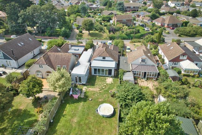 Bewsbury Cross Lane, Whitfield, CT16 4 bed bungalow for sale