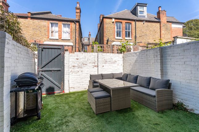 Trouville Road, London SW4 4 bed apartment for sale