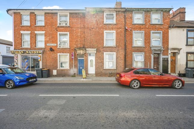 5 bed terraced house