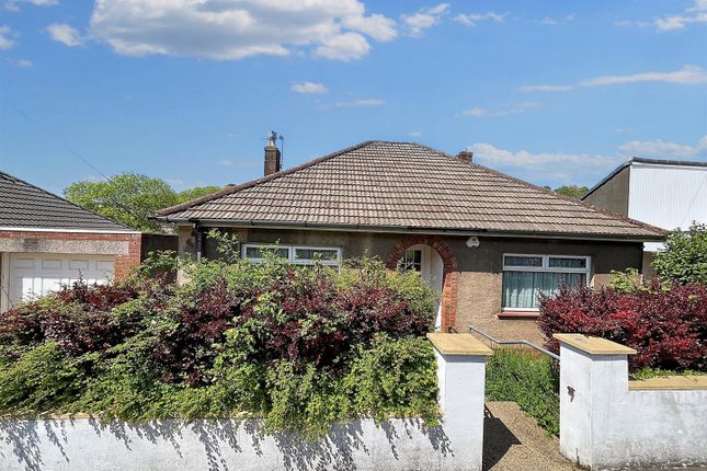 East Grove Road, Newport 2 bed bungalow for sale