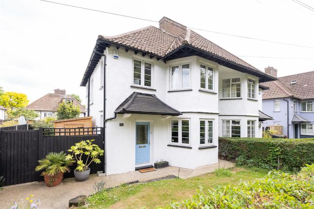 3 bed semi-detached house