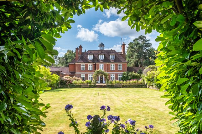 Camden Park, Tunbridge Wells, Kent, TN2 8 bed detached house for sale