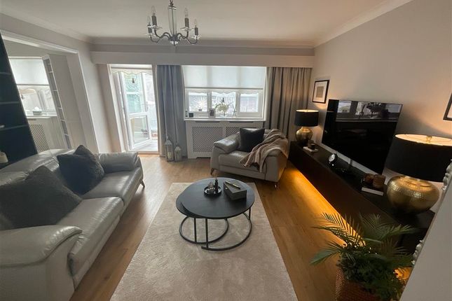 3 bed semi-detached house