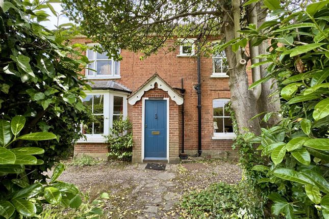 4 bed detached house