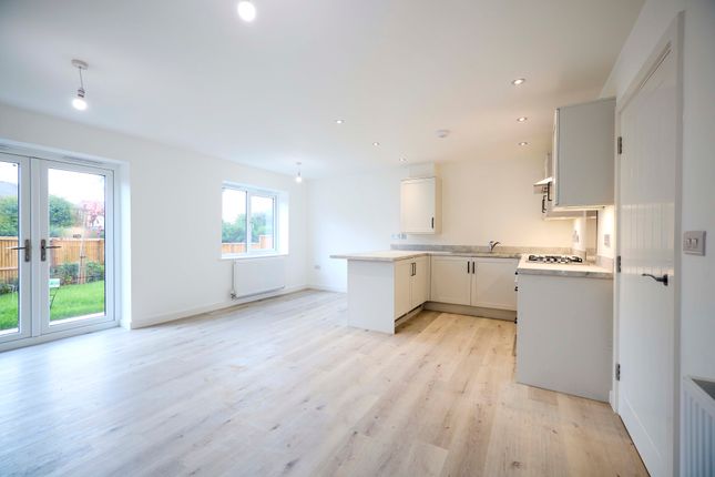 2 bed flat