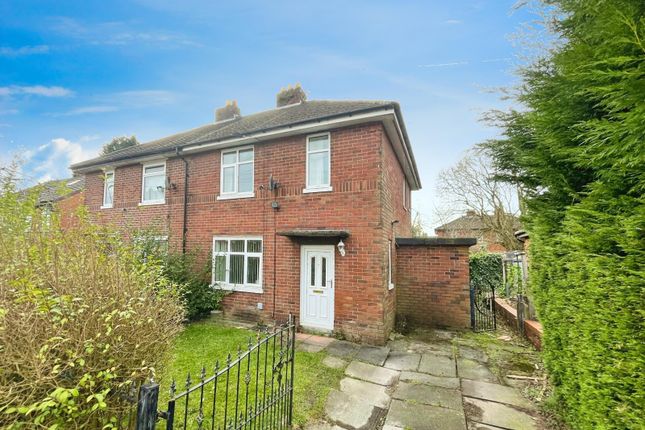 Foxglove Drive, Greater Manchester BL9 2 bed semi