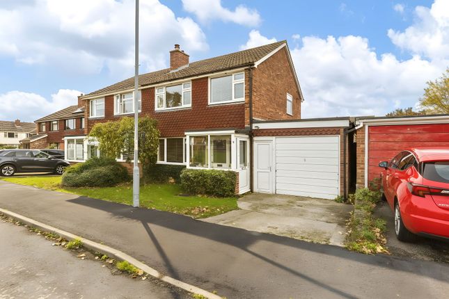 Laburnum Way, St. Ives PE27 3 bed semi