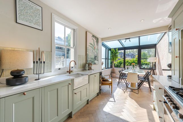 3 bed flat