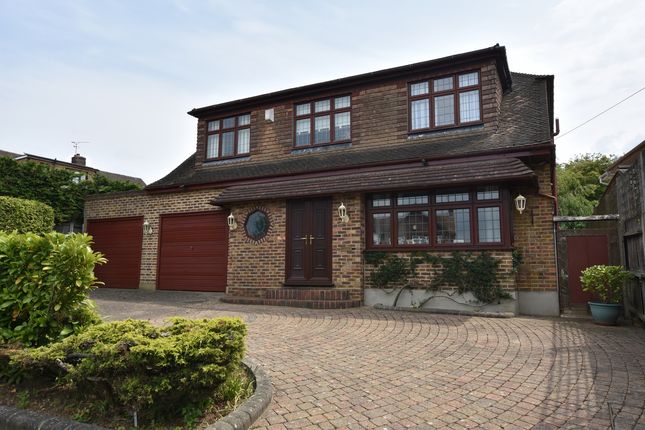 Sylvan Avenue, Hornchurch, RM11 4 bed detached house for sale
