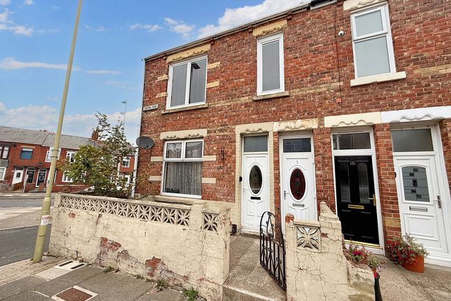 Tadema Road, Westoe, South Shields... 2 bed ground floor flat for sale