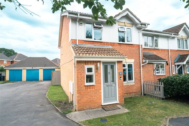 Derry Close, Guildford GU12 3 bed end of terrace house for sale