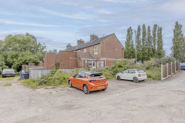 2 bed end terrace house