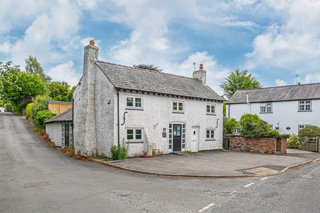 2 bedroom detached house for sale
