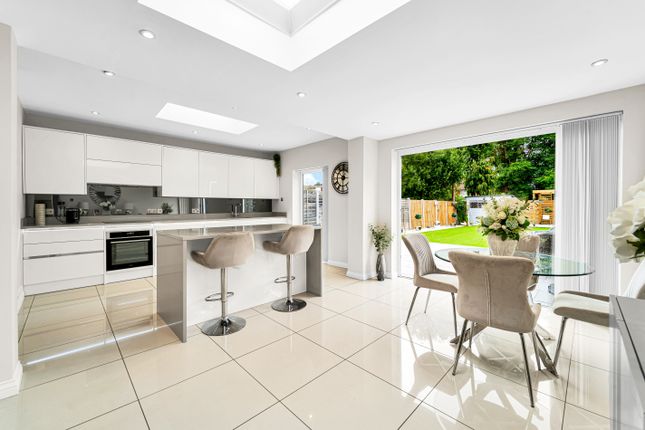 2 bedroom semi-detached bungalow for sale