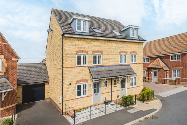 3 bedroom semi-detached house for sale