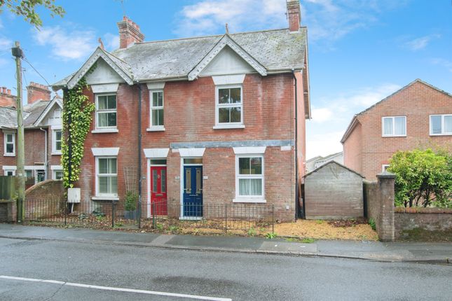 2 bedroom semi-detached house for sale