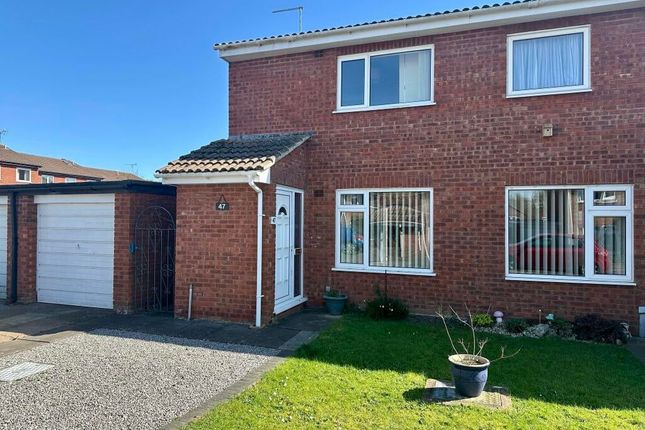 Gill Crescent, Taunton, TA1 3 bed semi