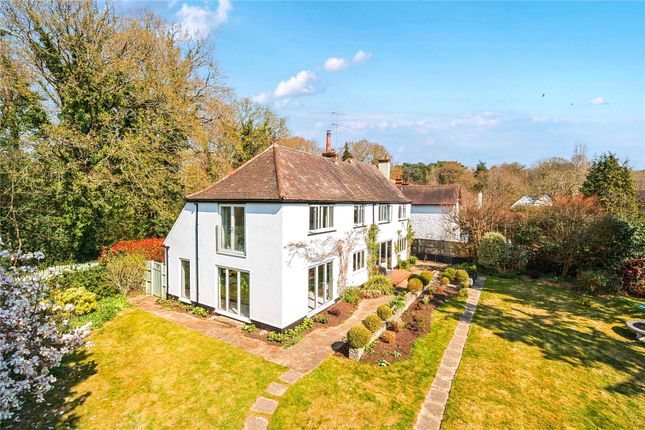 Cheapside, Horsell, Surrey, GU21 5 bed detached house for sale