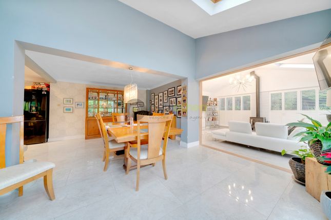 Farrers Place, Shirley Hills 6 bed detached house for sale