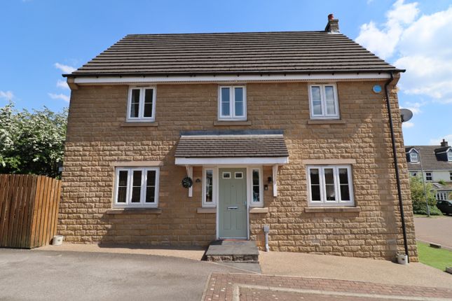 Springfield Court... 4 bed detached house for sale