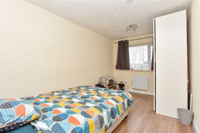 2 bed flat