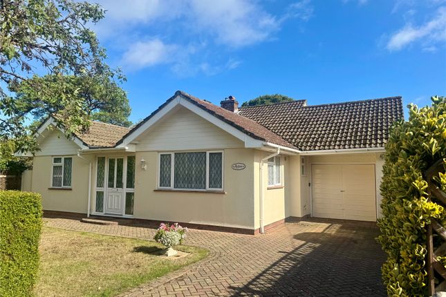 Hare Lane, New Milton, Hampshire, BH25 3 bed bungalow for sale