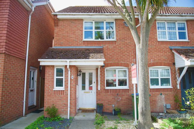 Bluebird Way, Thamesmead West, SE28 0HY 2 bed end of terrace house for sale