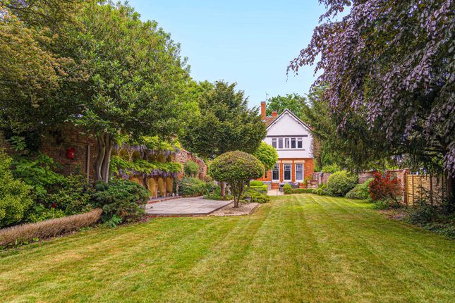 Tickford Street, Newport Pagnell MK16 4 bed character property for sale