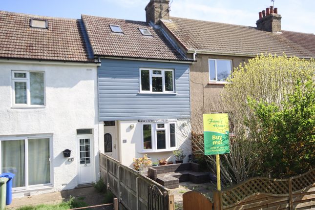 Victoria Terrace, Sittingbourne, ME10 4 bed terraced house for sale