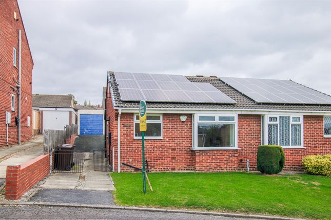 2 bedroom semi-detached bungalow for sale