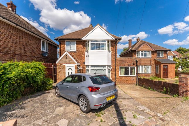 4 bed detached house