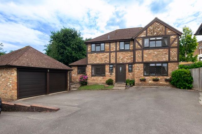 Goldcrest Drive, Ridgewood 5 bed detached house for sale