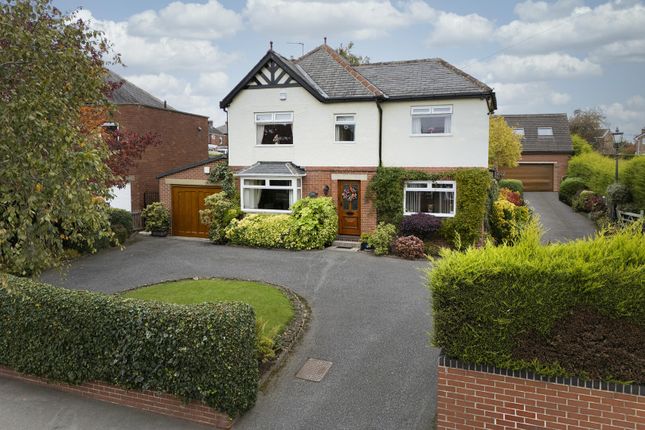 Queens Drive, Ossett WF5 4 bed detached house for sale