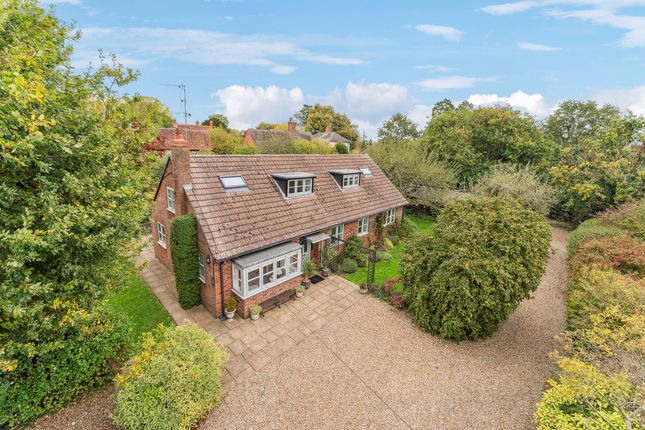 Hammer Lane, Warborough, OX10 5 bed detached bungalow for sale