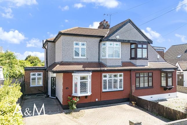 5 bedroom semi-detached house for sale
