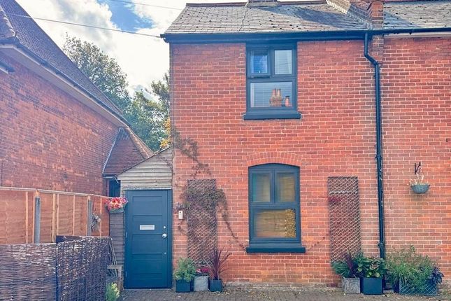 2 bedroom semi-detached house for sale