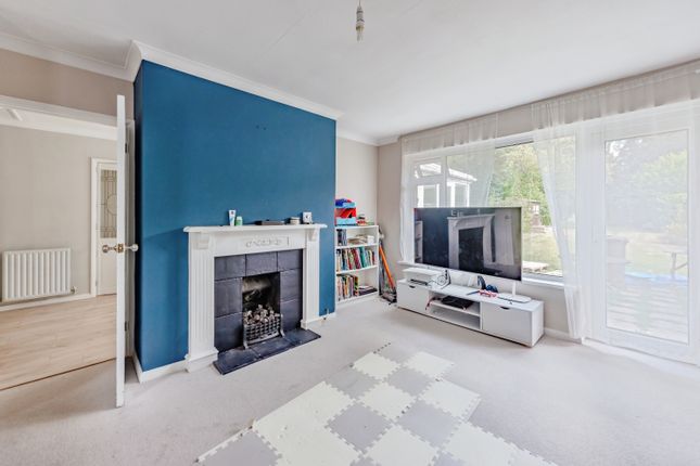 4 bedroom detached bungalow for sale