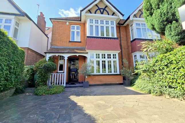 4 bedroom semi-detached house for sale
