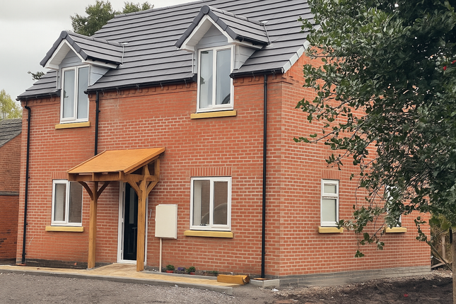 Shrewsbury Road, Market Drayton... 3 bed detached house for sale