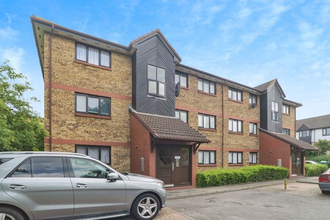 2 bedroom ground floor flat for sale