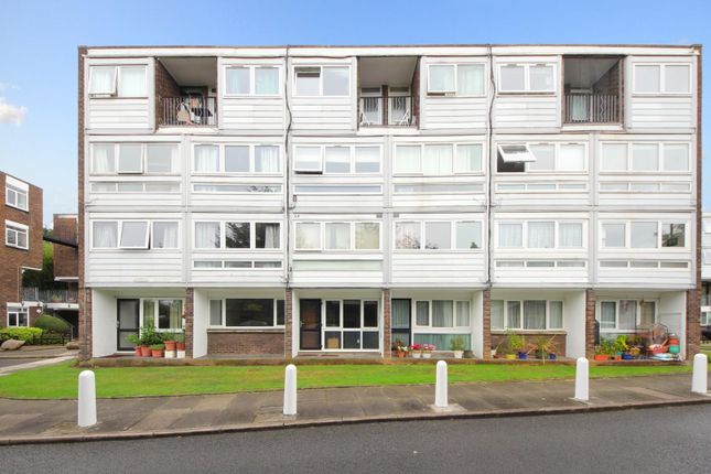 Fairlea Place, London 1 bed maisonette for sale