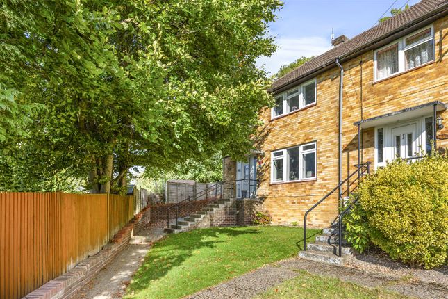 Hawthorne Road, High Wycombe HP13 3 bed end of terrace house for sale
