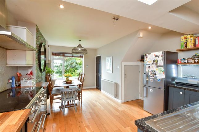 3 bed semi-detached house