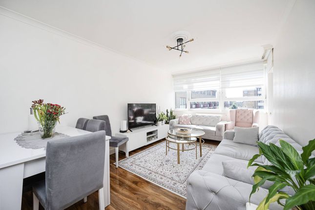 Macbeth House, Arden Estate, Hoxton... 2 bed flat for sale