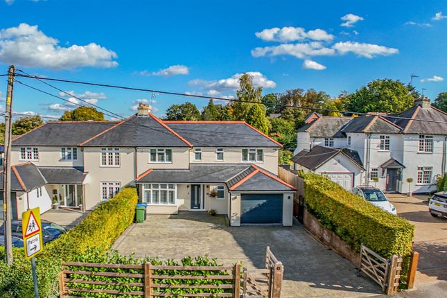 The Green, Potten End, Berkhamsted, HP4 4 bed semi