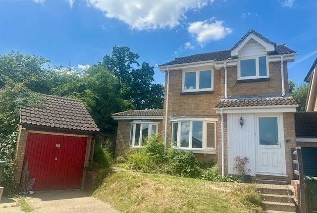 Farriers Way, Uckfield TN22 3 bed link detached house for sale