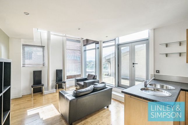 SANTORINI, GOTTS ROAD, LEEDS, LS12 2 bed penthouse for sale